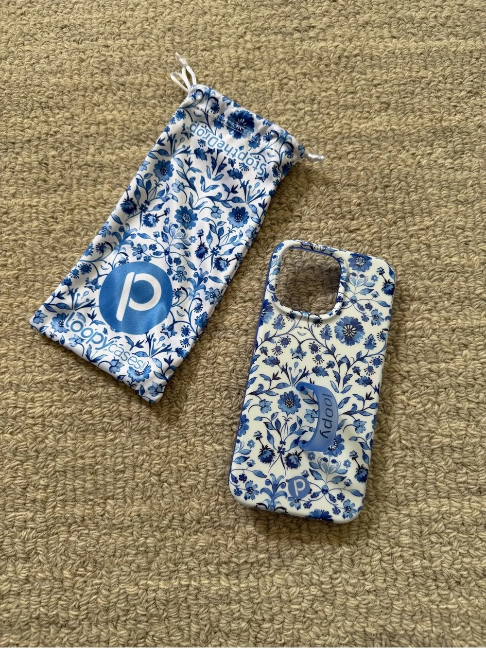 “Blue Willow” Loopy phone case